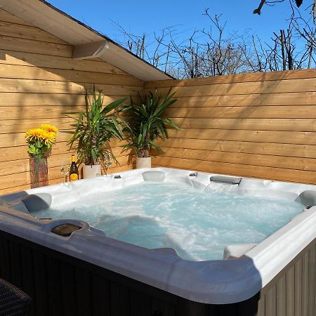 Alpenblick Nahe Muenchen Mit Outdoor Whirlpool - 21 Min Von Muenchen Mit Zug Assling 외부 사진