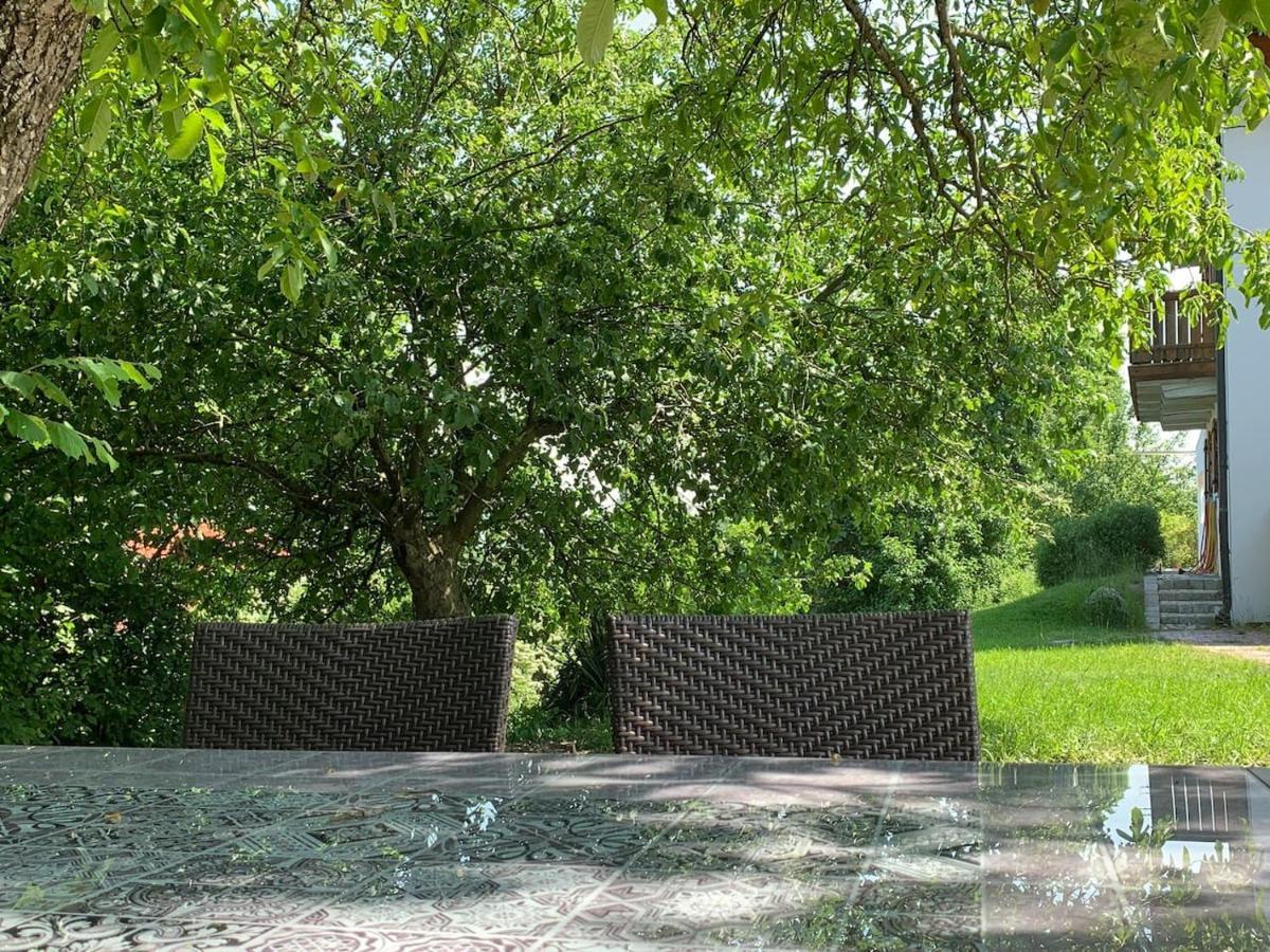 Alpenblick Nahe Muenchen Mit Outdoor Whirlpool - 21 Min Von Muenchen Mit Zug Assling 외부 사진