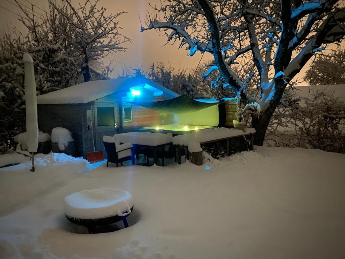 Alpenblick Nahe Muenchen Mit Outdoor Whirlpool - 21 Min Von Muenchen Mit Zug Assling 외부 사진